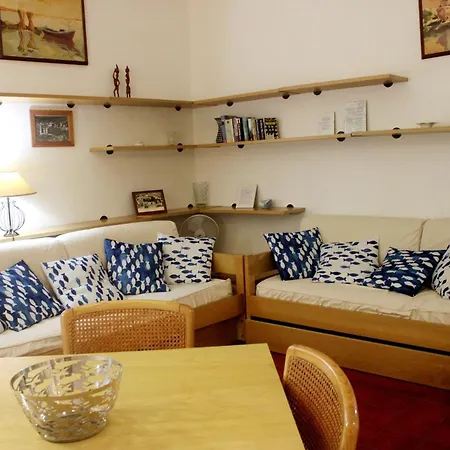 Excelsior Romantic Couples Near 5 Terre Apartment Levanto